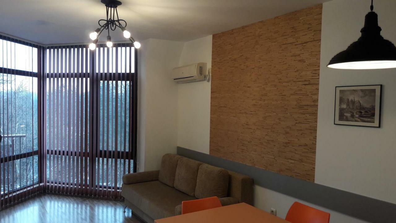 Apartments In Relax Complex Fantasy Hisarya Exterior foto